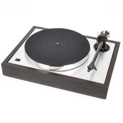Pro-Ject The Classic Sub-chassis Turntable with 9" Carbon/Aluminium Sandwich Tonearm (Eucalyptus)