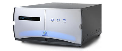 KALEIDESCAPE M700 Disc Vault HOUSING AND AUTOMATIC IMPORT OF BLU-RAY DISCS, DVDS AND CDS; INTEGRATED M-CLASS PLAYER